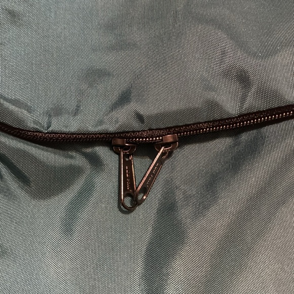 Vintage 80s LL Bean Small Hunting Utility Bag w/Hook Nylon Teal Outdoors Camping - Picture 7 of 7